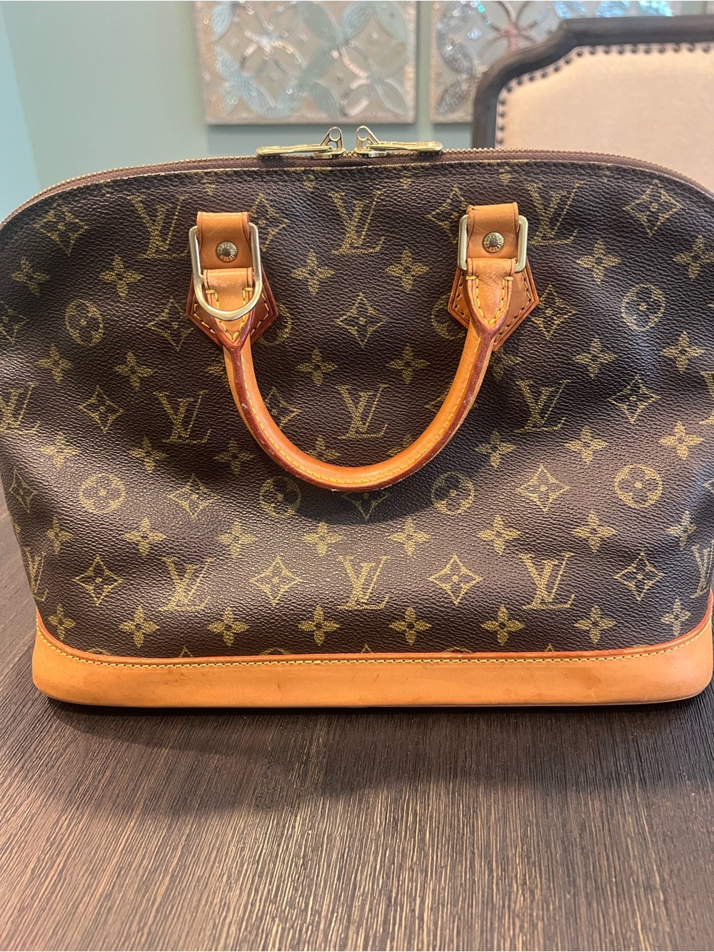 Louis Vuitton Alma PM - Picture 4 of 16